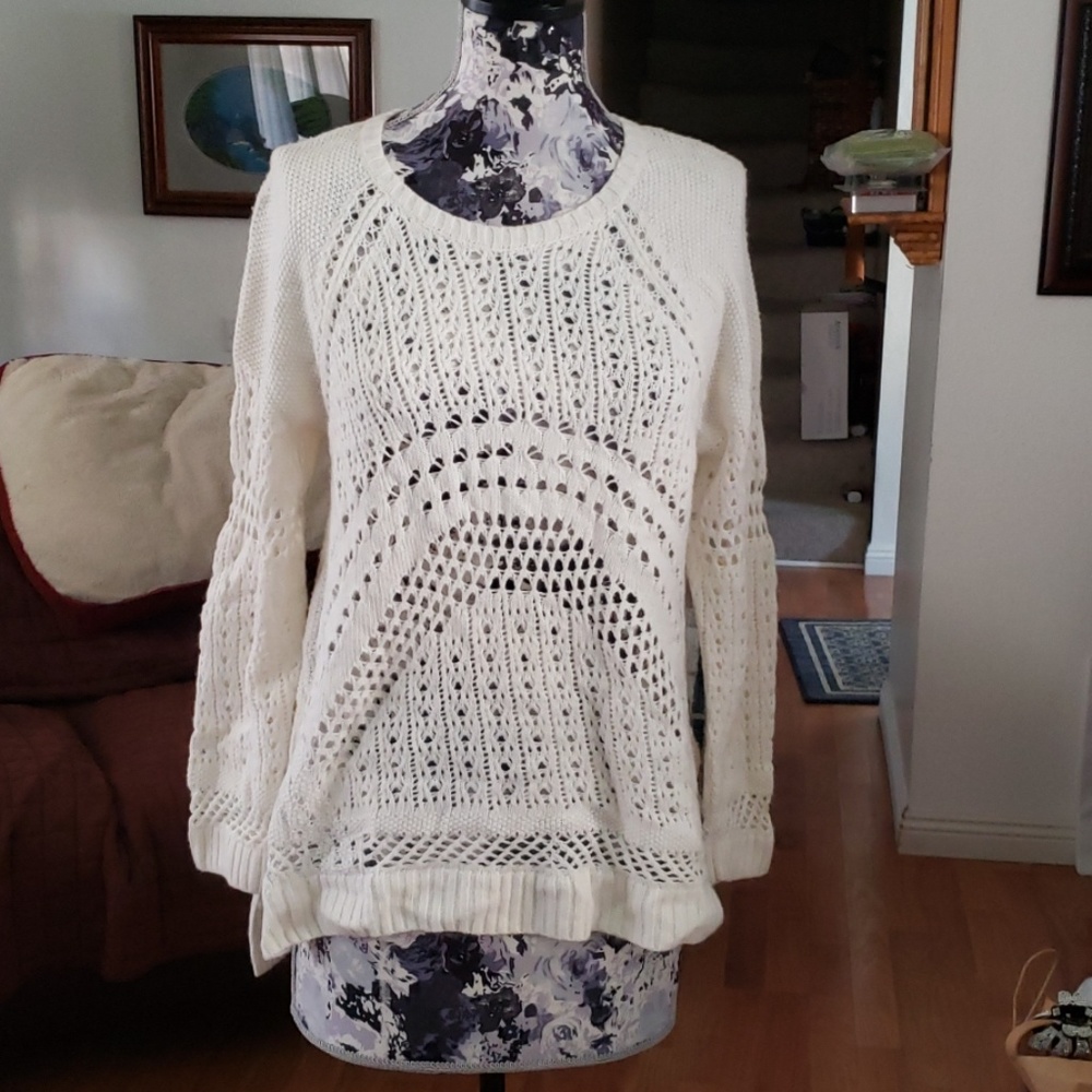 BCBG sweater